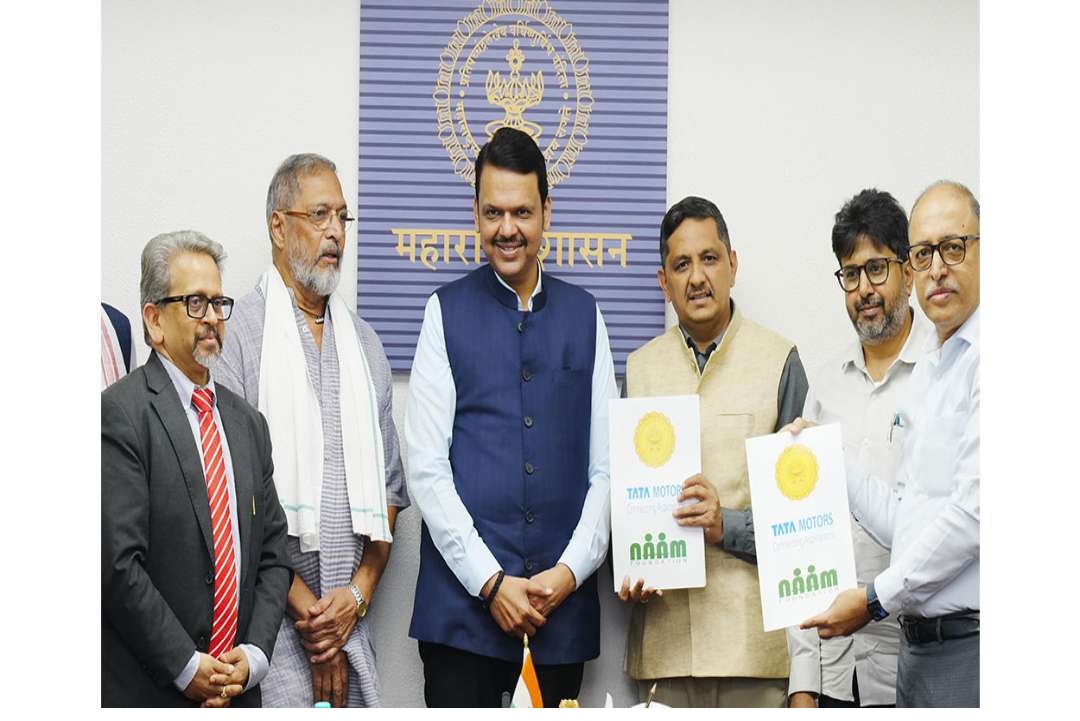 Tata-Motors-MOU-with-Govt-of-Maharashtra1